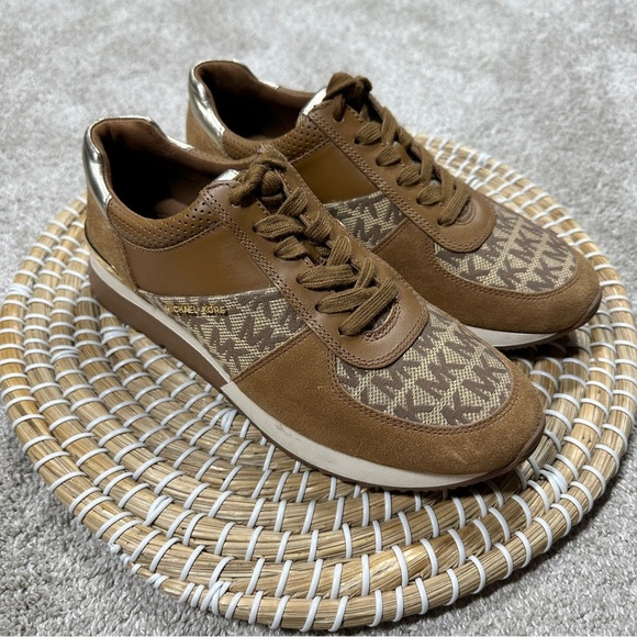 Michael Michael Kors Monique Monogram Trainer Shoes Sneakers Lace-Up in Tan 7 - Picture 1 of 11